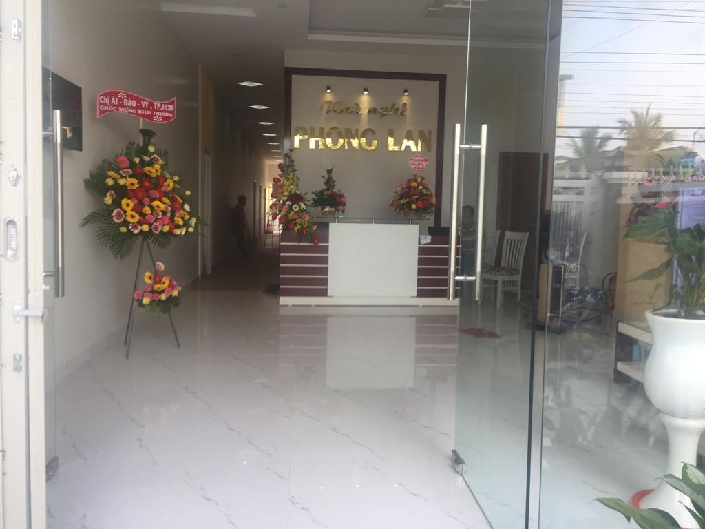 Phong Lan Guesthouse Chau Doc Bagian luar foto