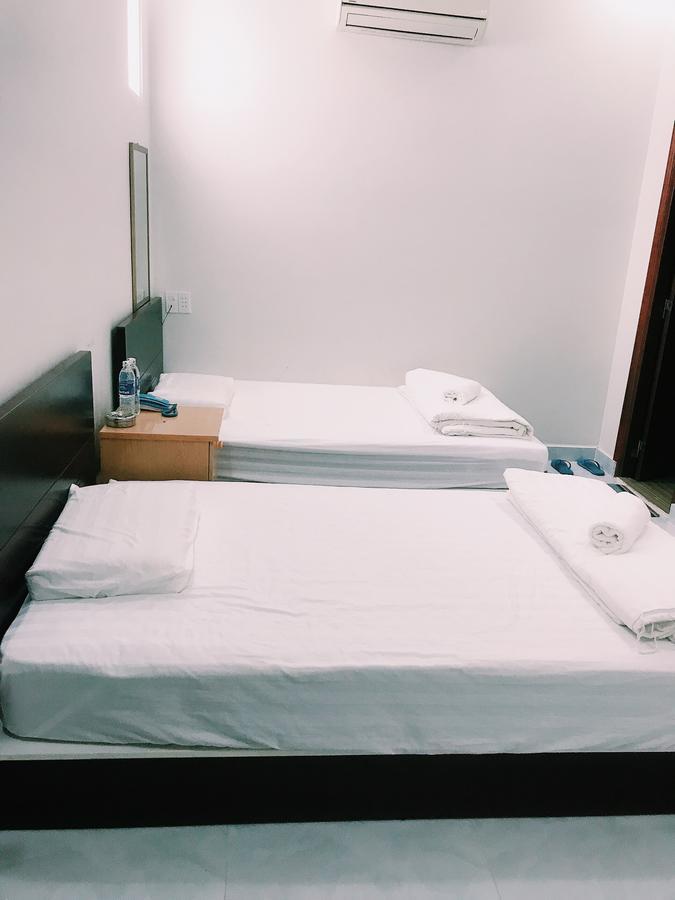 Phong Lan Guesthouse Chau Doc Bagian luar foto