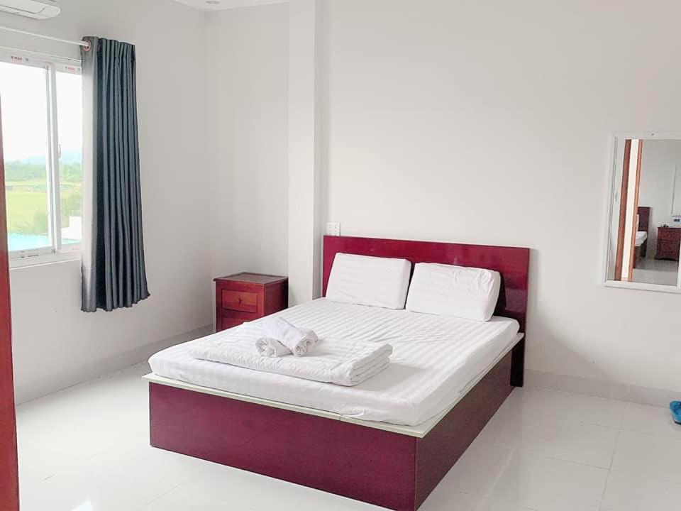 Phong Lan Guesthouse Chau Doc Bagian luar foto